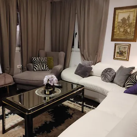 Kuca Sa Bazenom - Lavanda Estate Villa